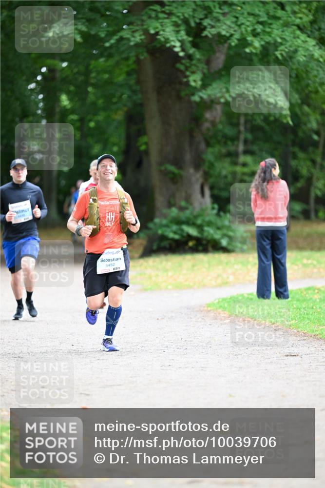 30.08.2026 - Blankeneser Heldenlauf Dr. Thomas Lammeyer http://msf.ph/oto/10039706 30.08.2026 11:13:49 Laufen 4452 meine-sportfotos.de