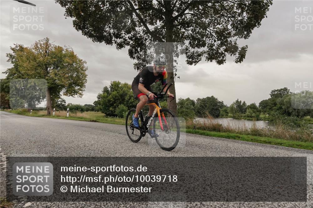 30.08.2026 - Elbe Triathlon Hamburg Michael Burmester http://msf.ph/oto/10039718 30.08.2026 08:46:11 Radfahren 229, 238 meine-sportfotos.de