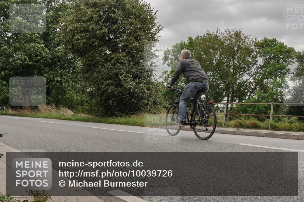 30.08.2026 - Elbe Triathlon Hamburg Michael Burmester http://msf.ph/oto/10039726 30.08.2026 13:56:36 Radfahren  meine-sportfotos.de