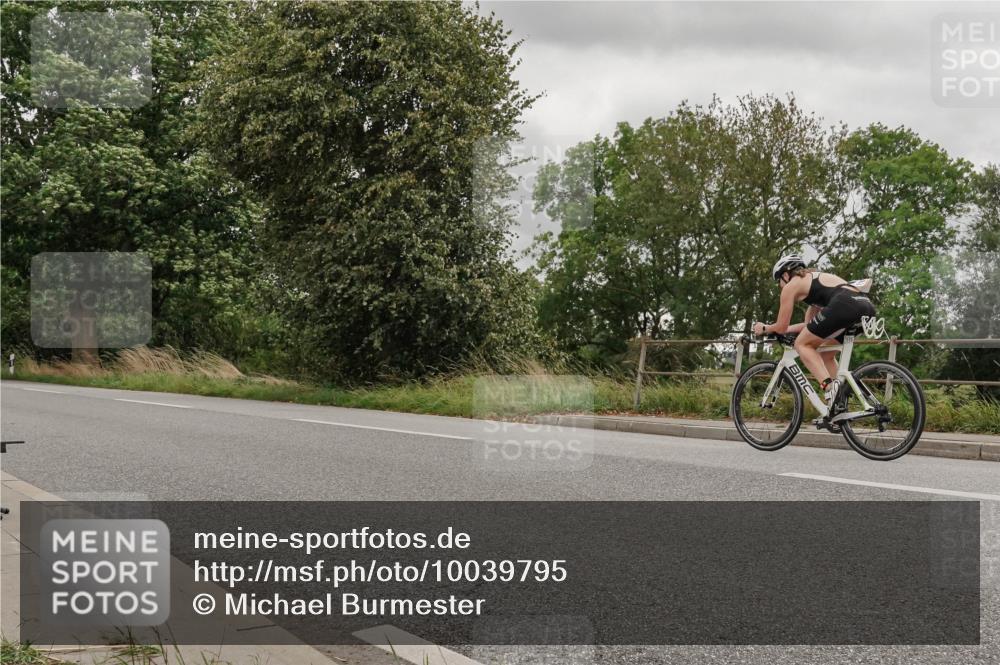 30.08.2026 - Elbe Triathlon Hamburg Michael Burmester http://msf.ph/oto/10039795 30.08.2026 14:08:29 Radfahren 154 meine-sportfotos.de