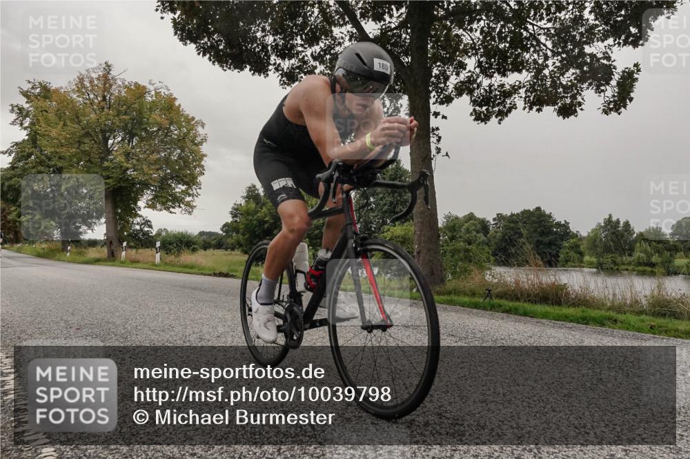 30.08.2026 - Elbe Triathlon Hamburg Michael Burmester http://msf.ph/oto/10039798 30.08.2026 08:49:27 Radfahren 180, 194 meine-sportfotos.de