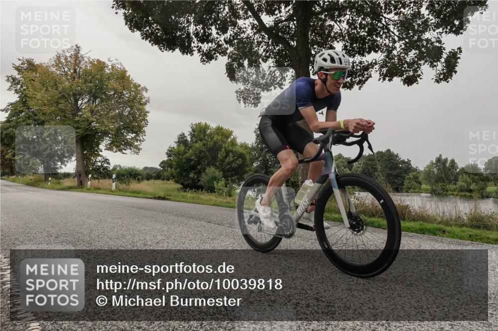 30.08.2026 - Elbe Triathlon Hamburg Michael Burmester http://msf.ph/oto/10039818 30.08.2026 08:49:58 Radfahren 231 meine-sportfotos.de