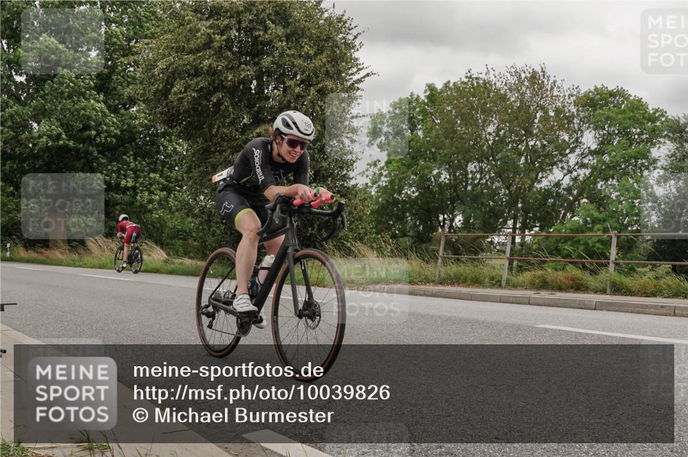 30.08.2026 - Elbe Triathlon Hamburg Michael Burmester http://msf.ph/oto/10039826 30.08.2026 14:08:57 Radfahren 129, 150 meine-sportfotos.de