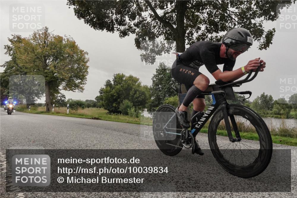 30.08.2026 - Elbe Triathlon Hamburg Michael Burmester http://msf.ph/oto/10039834 30.08.2026 08:50:27 Radfahren 195 meine-sportfotos.de