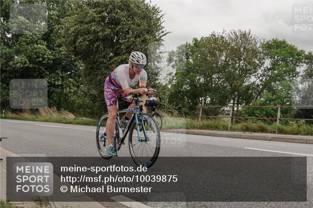 30.08.2026 - Elbe Triathlon Hamburg Michael Burmester http://msf.ph/oto/10039875 30.08.2026 14:09:48 Radfahren 171, 175 meine-sportfotos.de