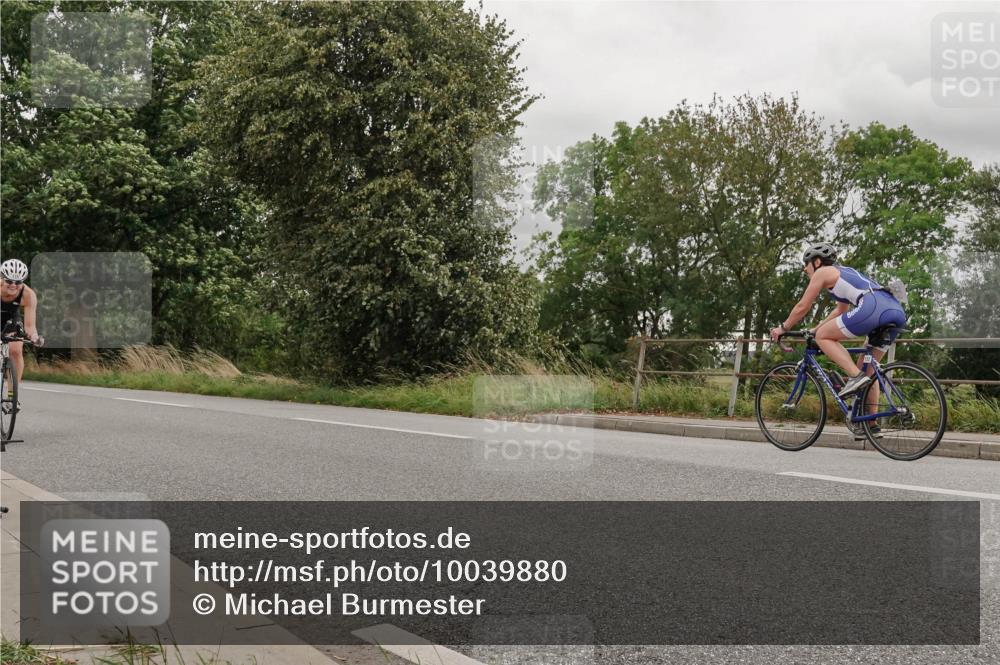 30.08.2026 - Elbe Triathlon Hamburg Michael Burmester http://msf.ph/oto/10039880 30.08.2026 14:09:51 Radfahren 171, 175 meine-sportfotos.de