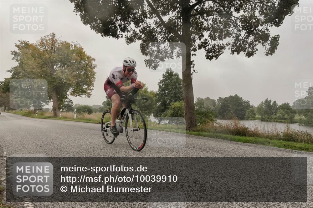 30.08.2026 - Elbe Triathlon Hamburg Michael Burmester http://msf.ph/oto/10039910 30.08.2026 08:52:46 Radfahren 207, 213, 268, 308 meine-sportfotos.de