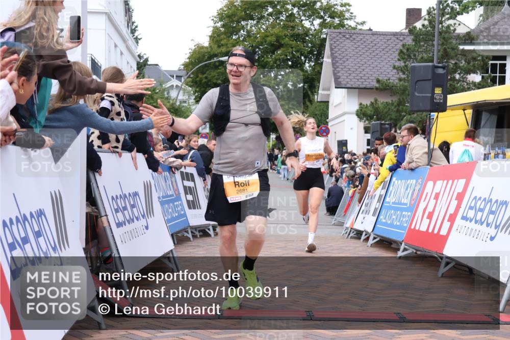 30.08.2026 - Blankeneser Heldenlauf Lena Gebhardt http://msf.ph/oto/10039911 30.08.2026 11:44:26 Ziel 2681, 2719 meine-sportfotos.de