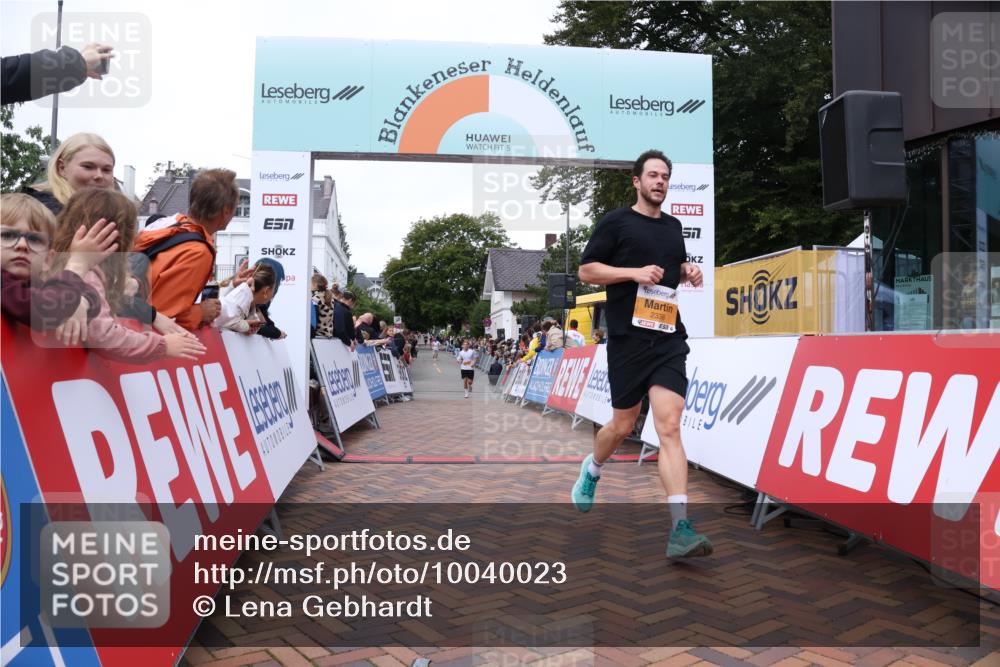 30.08.2026 - Blankeneser Heldenlauf Lena Gebhardt http://msf.ph/oto/10040023 30.08.2026 11:44:42 Ziel 2338 meine-sportfotos.de