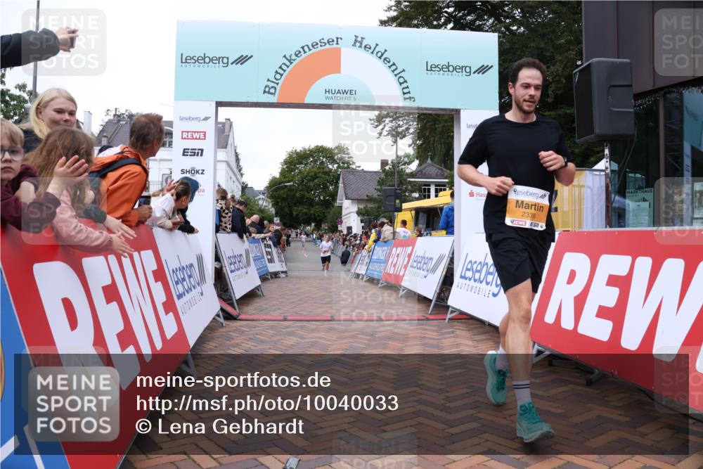 30.08.2026 - Blankeneser Heldenlauf Lena Gebhardt http://msf.ph/oto/10040033 30.08.2026 11:44:42 Ziel 2338 meine-sportfotos.de