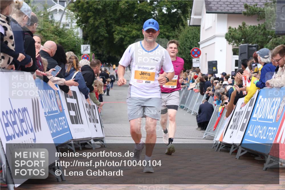 30.08.2026 - Blankeneser Heldenlauf Lena Gebhardt http://msf.ph/oto/10040104 30.08.2026 11:44:55 Ziel 2014, 2015, 2650 meine-sportfotos.de