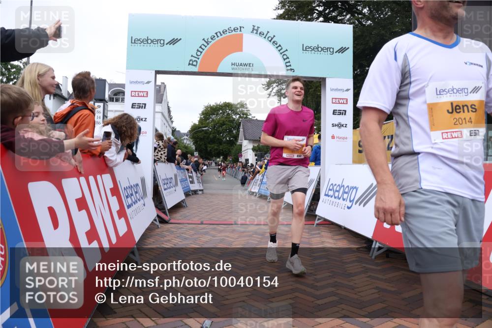 30.08.2026 - Blankeneser Heldenlauf Lena Gebhardt http://msf.ph/oto/10040154 30.08.2026 11:44:59 Ziel 2014, 2650 meine-sportfotos.de