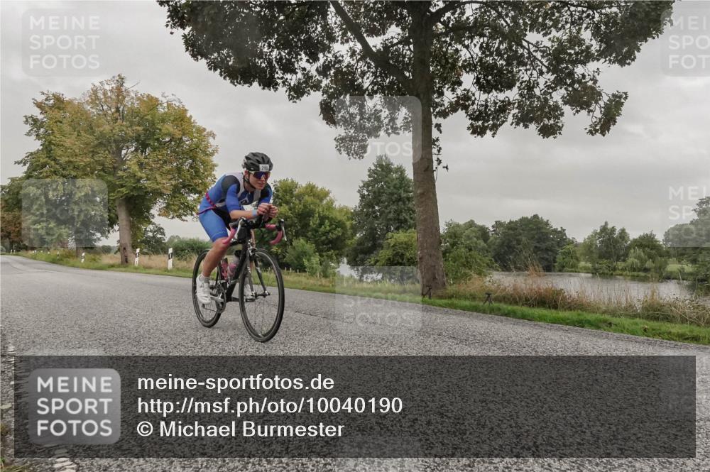 30.08.2026 - Elbe Triathlon Hamburg Michael Burmester http://msf.ph/oto/10040190 30.08.2026 08:56:36 Radfahren 290 meine-sportfotos.de