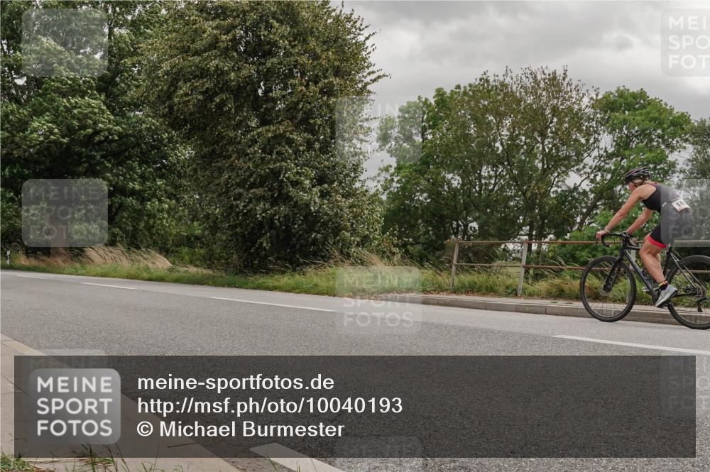 30.08.2026 - Elbe Triathlon Hamburg Michael Burmester http://msf.ph/oto/10040193 30.08.2026 14:12:23 Radfahren 128, 153, 159, 177 meine-sportfotos.de