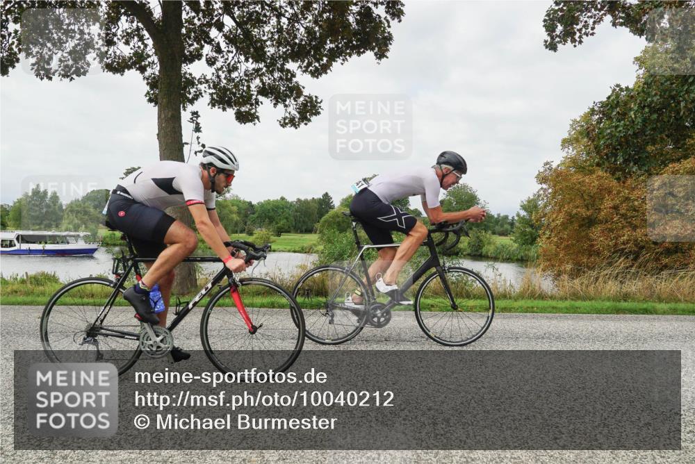 30.08.2026 - Elbe Triathlon Hamburg Michael Burmester http://msf.ph/oto/10040212 30.08.2026 10:51:08 Radfahren 943, 988, 1100, 1273, 1298, 1341, 1347 meine-sportfotos.de