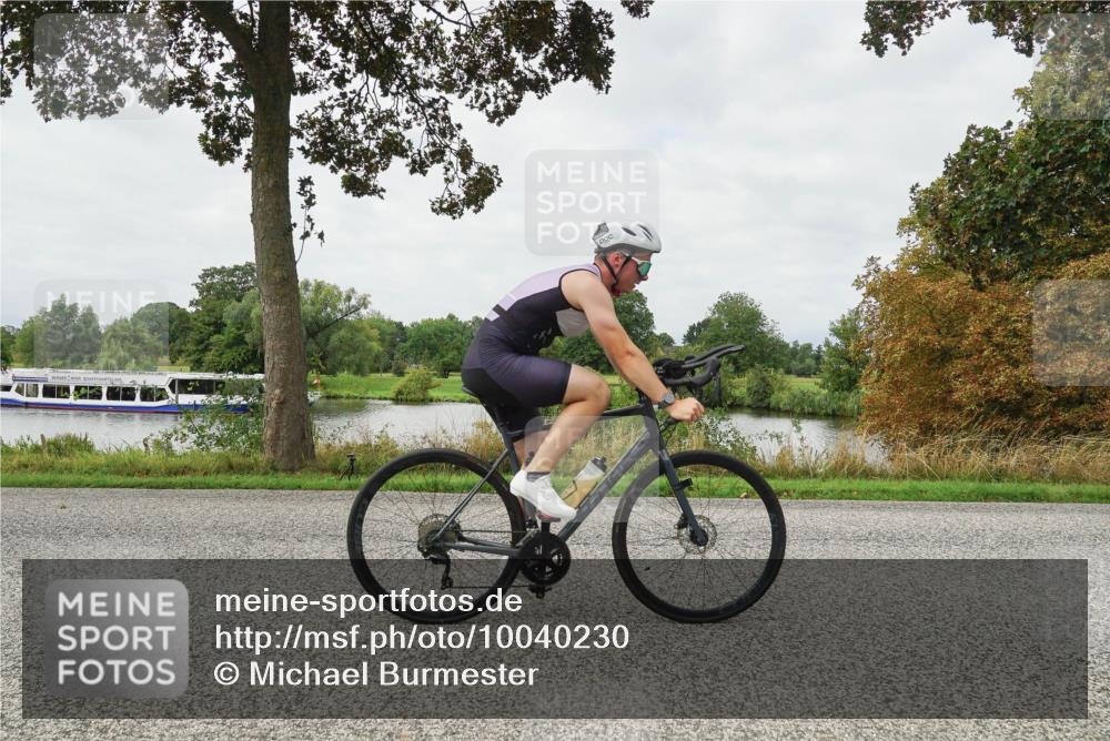 30.08.2026 - Elbe Triathlon Hamburg Michael Burmester http://msf.ph/oto/10040230 30.08.2026 10:51:14 Radfahren 943, 988, 1015, 1273, 1305, 1347 meine-sportfotos.de