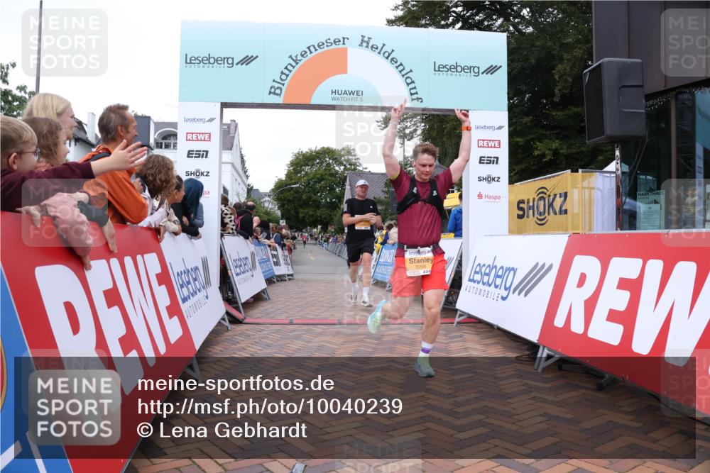 30.08.2026 - Blankeneser Heldenlauf Lena Gebhardt http://msf.ph/oto/10040239 30.08.2026 11:45:08 Ziel 2296, 2548 meine-sportfotos.de