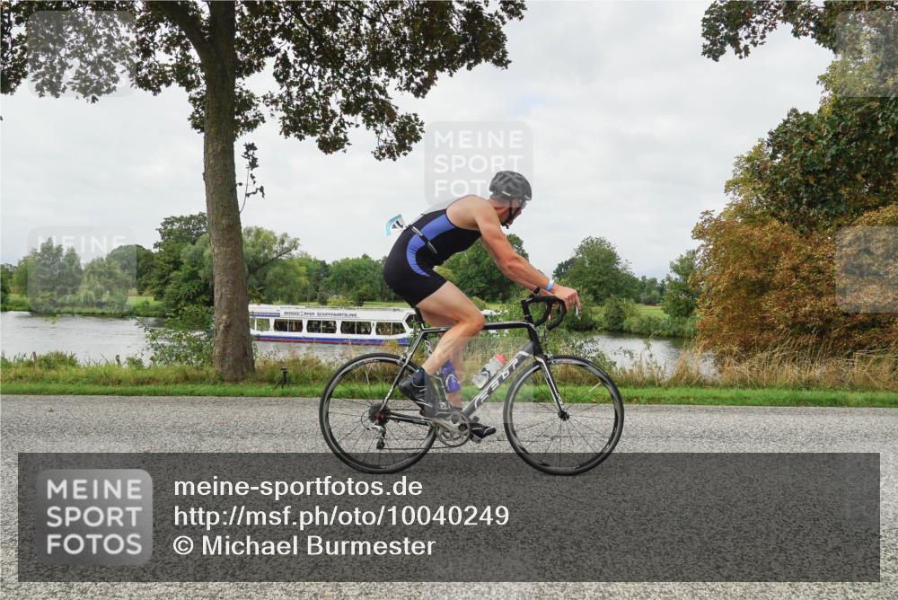 30.08.2026 - Elbe Triathlon Hamburg Michael Burmester http://msf.ph/oto/10040249 30.08.2026 10:51:23 Radfahren 1015, 1113, 1272, 1277 meine-sportfotos.de