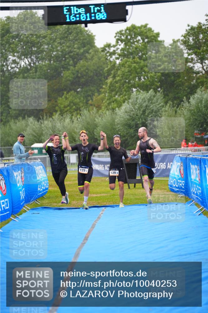 30.08.2026 - Elbe Triathlon Hamburg LAZAROV Photography http://msf.ph/oto/10040253 30.08.2026 16:01:00 Ziel  meine-sportfotos.de
