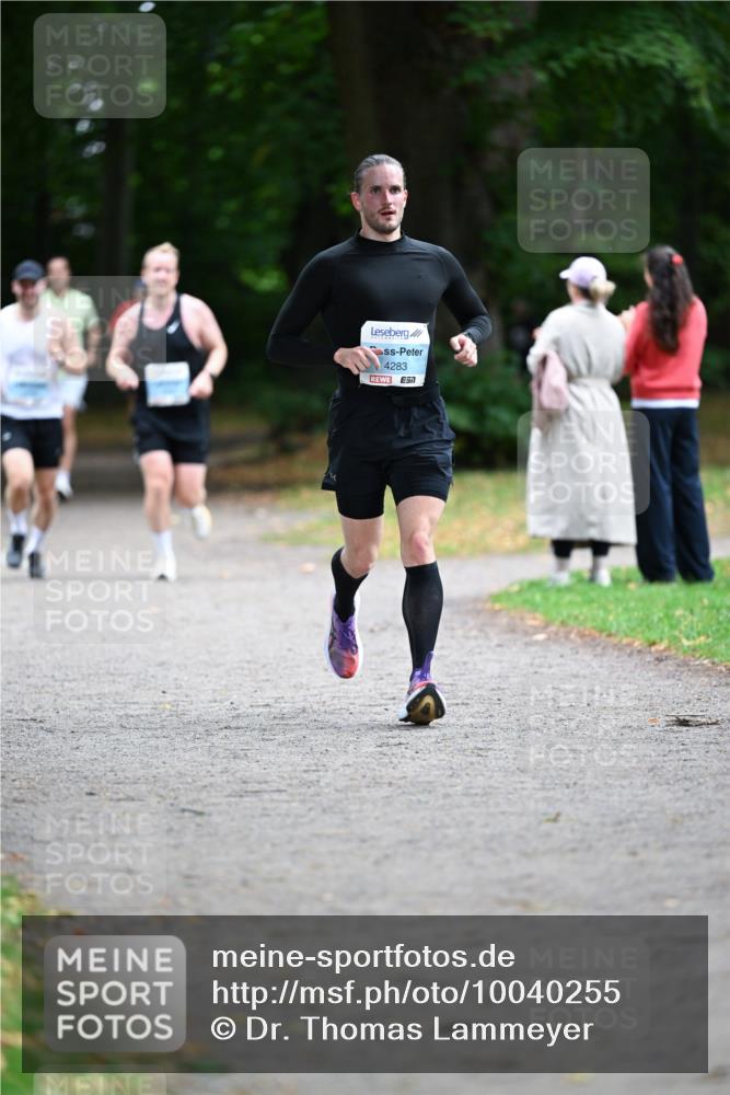 30.08.2026 - Blankeneser Heldenlauf Dr. Thomas Lammeyer http://msf.ph/oto/10040255 30.08.2026 11:15:04 Laufen 4283 meine-sportfotos.de