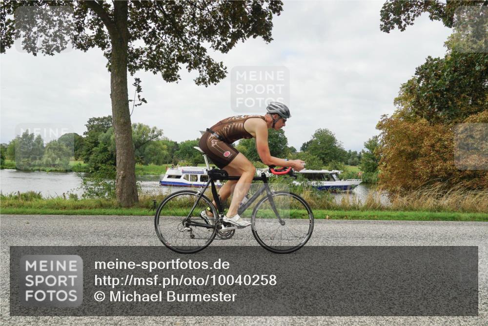 30.08.2026 - Elbe Triathlon Hamburg Michael Burmester http://msf.ph/oto/10040258 30.08.2026 10:51:26 Radfahren 1113, 1272, 1277 meine-sportfotos.de