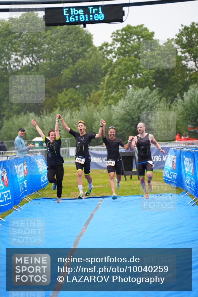 30.08.2026 - Elbe Triathlon Hamburg LAZAROV Photography http://msf.ph/oto/10040259 30.08.2026 16:01:00 Ziel  meine-sportfotos.de