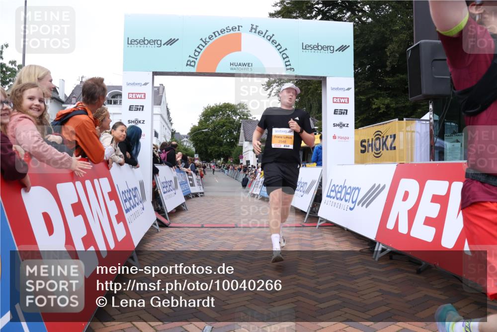 30.08.2026 - Blankeneser Heldenlauf Lena Gebhardt http://msf.ph/oto/10040266 30.08.2026 11:45:09 Ziel 2296, 2548 meine-sportfotos.de