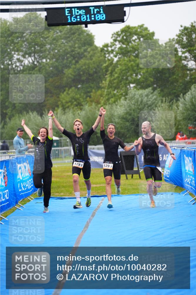 30.08.2026 - Elbe Triathlon Hamburg LAZAROV Photography http://msf.ph/oto/10040282 30.08.2026 16:01:01 Ziel  meine-sportfotos.de