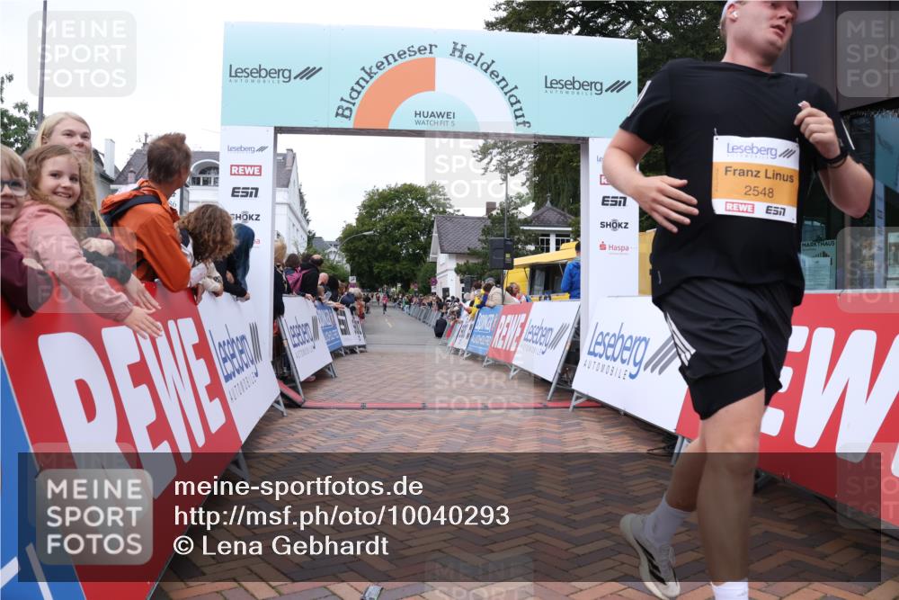 30.08.2026 - Blankeneser Heldenlauf Lena Gebhardt http://msf.ph/oto/10040293 30.08.2026 11:45:10 Ziel 2296, 2548 meine-sportfotos.de