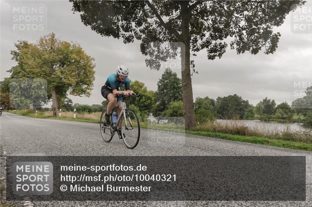 30.08.2026 - Elbe Triathlon Hamburg Michael Burmester http://msf.ph/oto/10040321 30.08.2026 08:57:43 Radfahren 252, 258, 270, 301, 359 meine-sportfotos.de