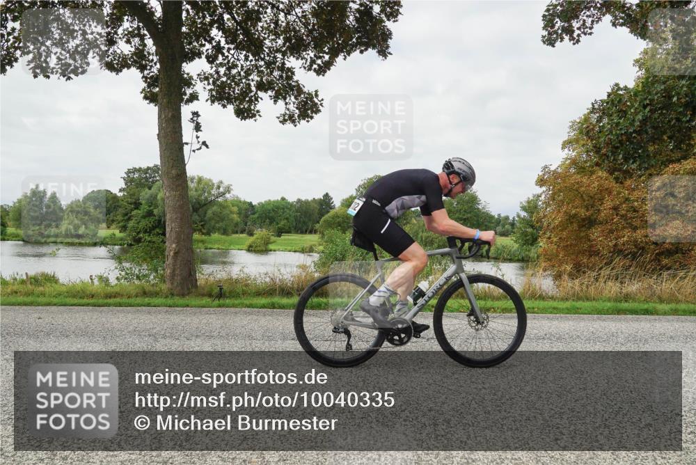 30.08.2026 - Elbe Triathlon Hamburg Michael Burmester http://msf.ph/oto/10040335 30.08.2026 10:52:01 Radfahren 912, 1074, 1216, 1302 meine-sportfotos.de