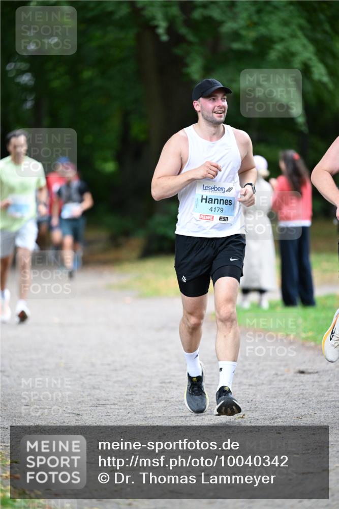 30.08.2026 - Blankeneser Heldenlauf Dr. Thomas Lammeyer http://msf.ph/oto/10040342 30.08.2026 11:15:10 Laufen 4179, 57 meine-sportfotos.de