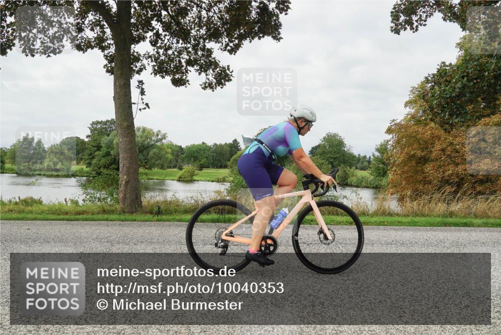 30.08.2026 - Elbe Triathlon Hamburg Michael Burmester http://msf.ph/oto/10040353 30.08.2026 10:52:12 Radfahren 947, 1242, 1258, 1278, 1287, 1310, 1311, 1325 meine-sportfotos.de