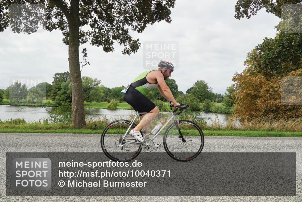 30.08.2026 - Elbe Triathlon Hamburg Michael Burmester http://msf.ph/oto/10040371 30.08.2026 10:52:17 Radfahren 1212, 1247, 1258, 1278, 1287, 1311 meine-sportfotos.de