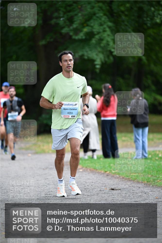 30.08.2026 - Blankeneser Heldenlauf Dr. Thomas Lammeyer http://msf.ph/oto/10040375 30.08.2026 11:15:13 Laufen 4055, 57 meine-sportfotos.de
