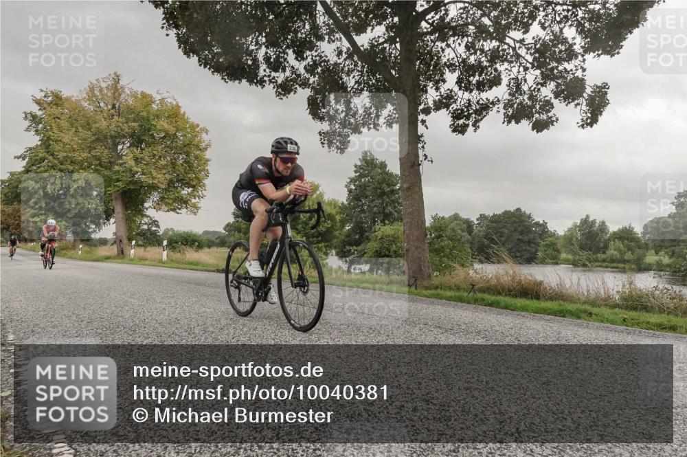 30.08.2026 - Elbe Triathlon Hamburg Michael Burmester http://msf.ph/oto/10040381 30.08.2026 08:57:56 Radfahren 230, 240, 295, 347, 366 meine-sportfotos.de