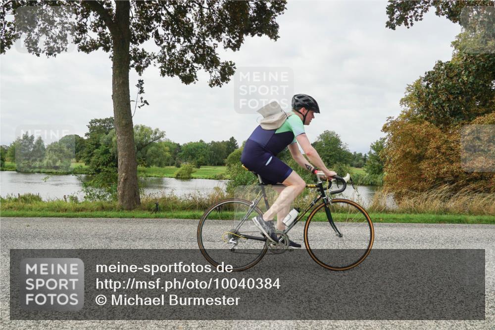 30.08.2026 - Elbe Triathlon Hamburg Michael Burmester http://msf.ph/oto/10040384 30.08.2026 10:52:25 Radfahren 1068, 1110, 1212, 1247, 1268, 1300 meine-sportfotos.de
