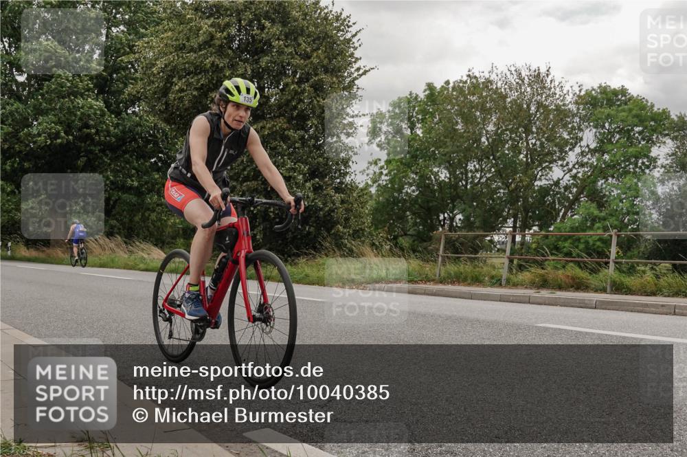30.08.2026 - Elbe Triathlon Hamburg Michael Burmester http://msf.ph/oto/10040385 30.08.2026 14:13:31 Radfahren 135 meine-sportfotos.de