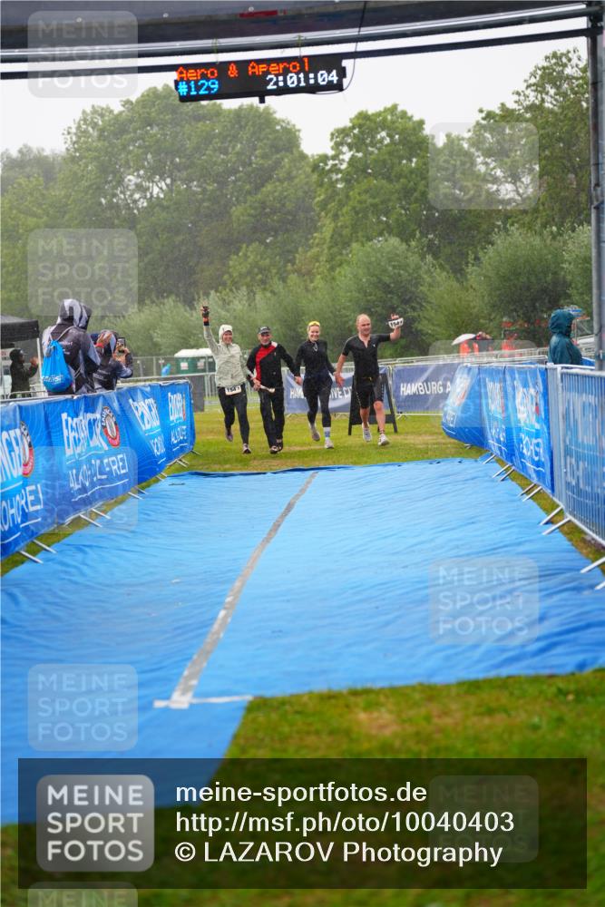 30.08.2026 - Elbe Triathlon Hamburg LAZAROV Photography http://msf.ph/oto/10040403 30.08.2026 16:05:01 Ziel  meine-sportfotos.de
