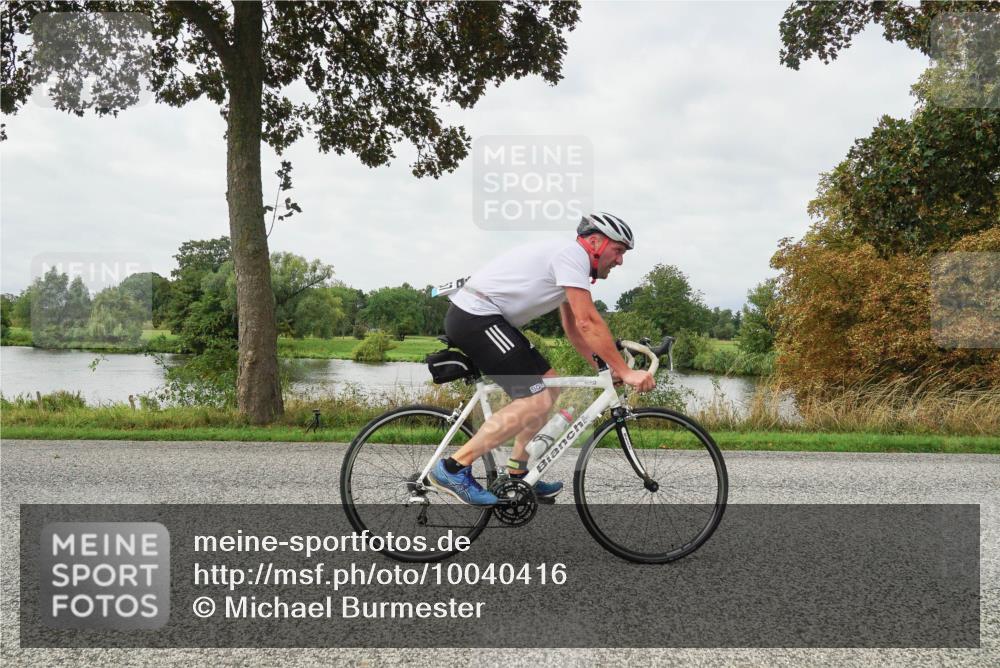 30.08.2026 - Elbe Triathlon Hamburg Michael Burmester http://msf.ph/oto/10040416 30.08.2026 10:52:43 Radfahren 1096, 1257 meine-sportfotos.de