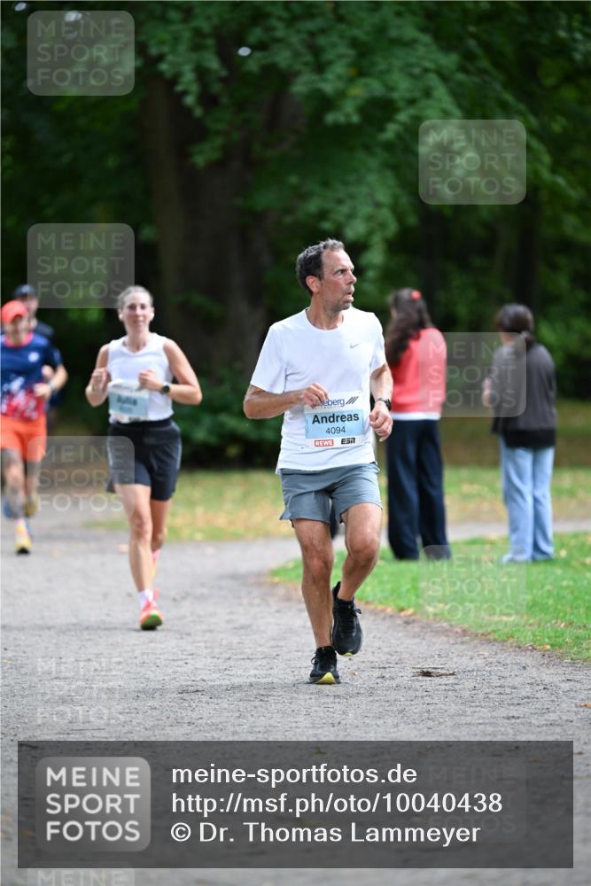 30.08.2026 - Blankeneser Heldenlauf Dr. Thomas Lammeyer http://msf.ph/oto/10040438 30.08.2026 11:15:19 Laufen 4094 meine-sportfotos.de