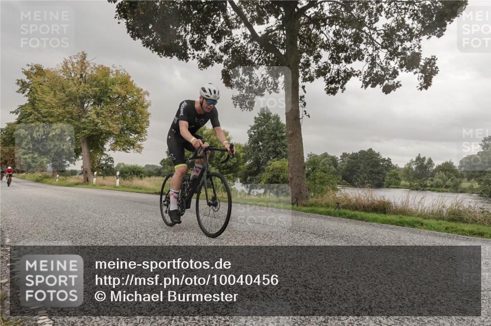30.08.2026 - Elbe Triathlon Hamburg Michael Burmester http://msf.ph/oto/10040456 30.08.2026 08:58:33 Radfahren 181, 210, 242, 288, 314, 360 meine-sportfotos.de