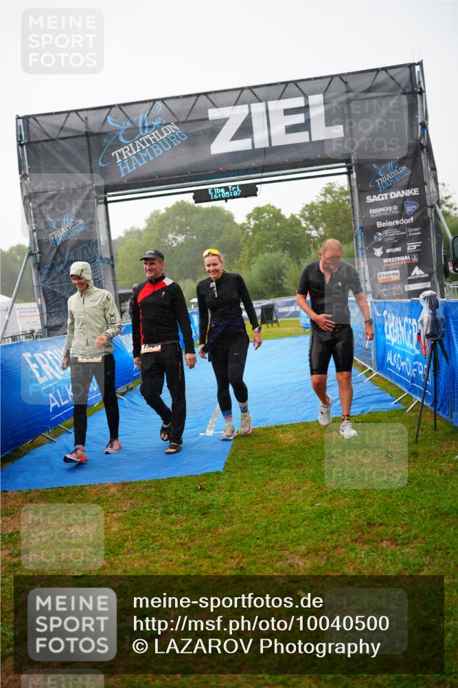 30.08.2026 - Elbe Triathlon Hamburg LAZAROV Photography http://msf.ph/oto/10040500 30.08.2026 16:05:07 Ziel  meine-sportfotos.de
