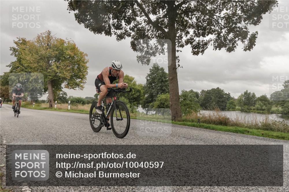 30.08.2026 - Elbe Triathlon Hamburg Michael Burmester http://msf.ph/oto/10040597 30.08.2026 08:59:35 Radfahren 222, 229, 238, 245, 263, 298, 325, 367 meine-sportfotos.de