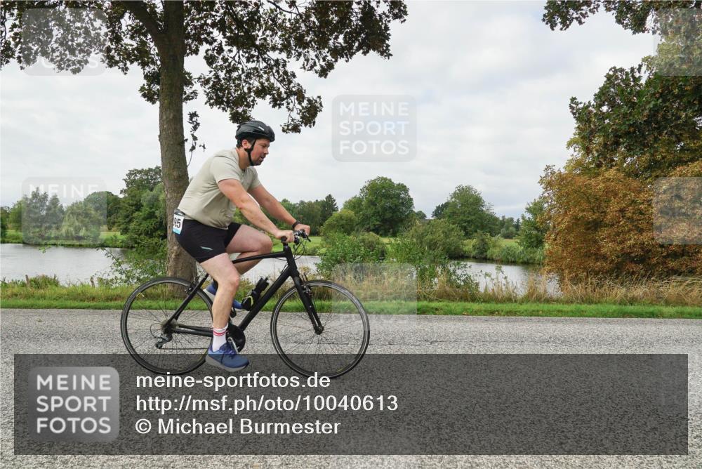 30.08.2026 - Elbe Triathlon Hamburg Michael Burmester http://msf.ph/oto/10040613 30.08.2026 10:55:11 Radfahren 978, 1016, 1095, 1181, 1219, 1292 meine-sportfotos.de