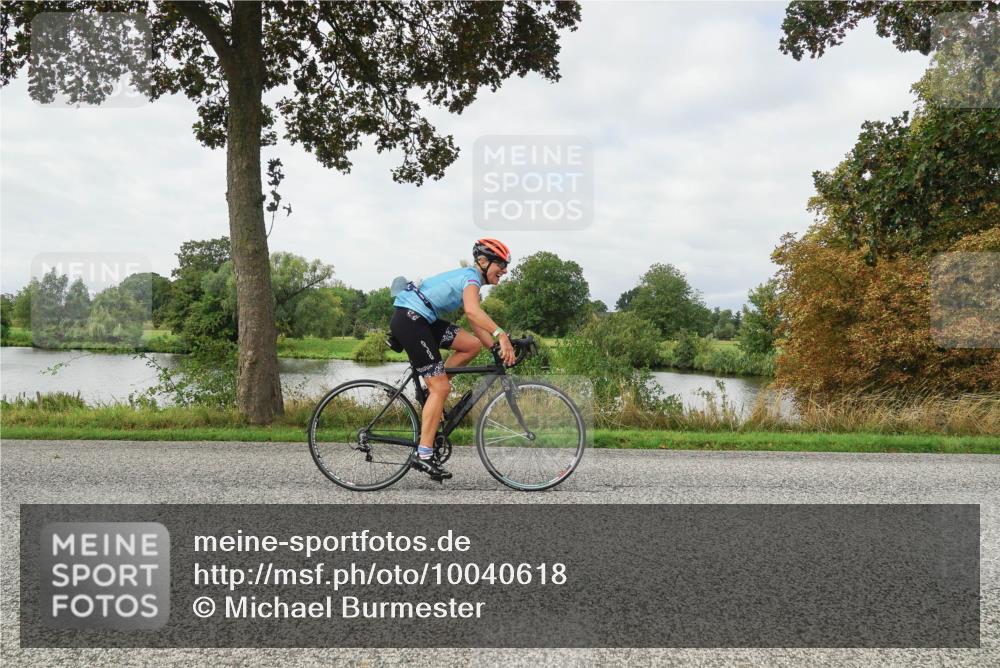 30.08.2026 - Elbe Triathlon Hamburg Michael Burmester http://msf.ph/oto/10040618 30.08.2026 10:55:12 Radfahren 978, 1016, 1095, 1219, 1292 meine-sportfotos.de