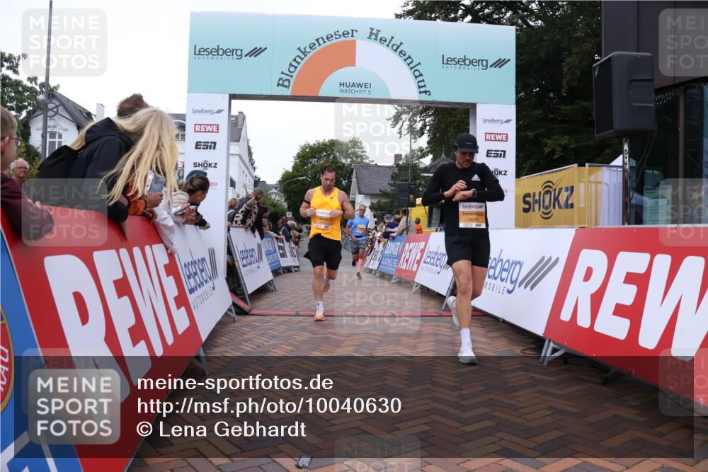 30.08.2026 - Blankeneser Heldenlauf Lena Gebhardt http://msf.ph/oto/10040630 30.08.2026 11:45:43 Ziel 2319, 2583, 2648, 2819, 2875, 2949 meine-sportfotos.de