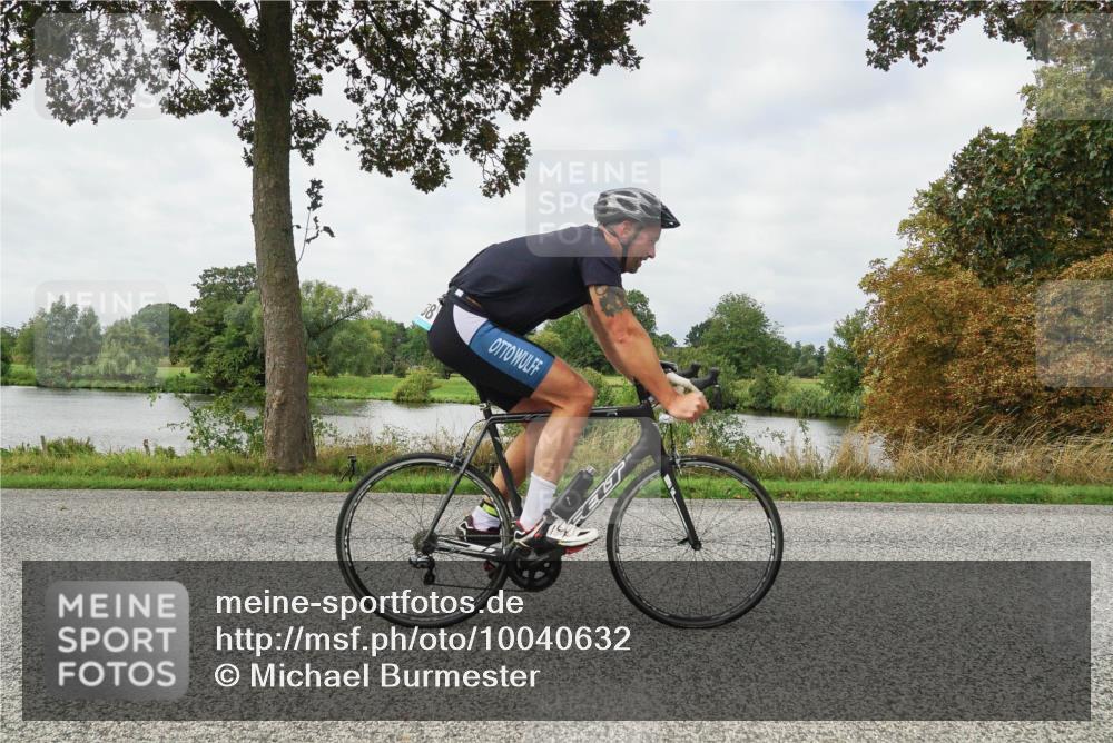 30.08.2026 - Elbe Triathlon Hamburg Michael Burmester http://msf.ph/oto/10040632 30.08.2026 10:55:21 Radfahren 1166, 1270, 1288 meine-sportfotos.de