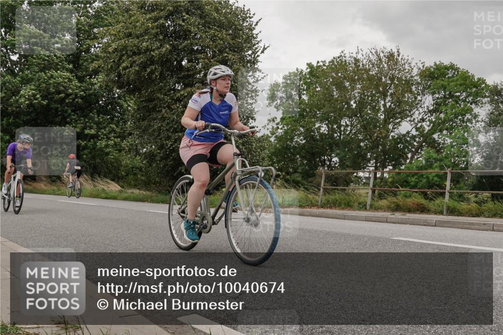 30.08.2026 - Elbe Triathlon Hamburg Michael Burmester http://msf.ph/oto/10040674 30.08.2026 14:15:56 Radfahren 133, 149 meine-sportfotos.de