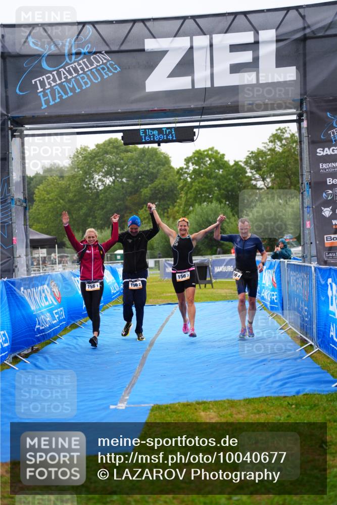 30.08.2026 - Elbe Triathlon Hamburg LAZAROV Photography http://msf.ph/oto/10040677 30.08.2026 16:09:40 Ziel  meine-sportfotos.de